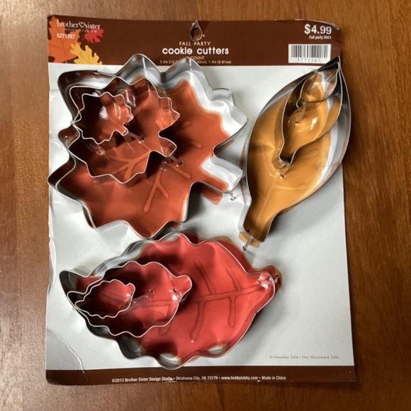 Fall Party Cookie Cutters 2 packs New with tag - Picture 7 of 11